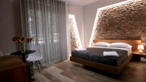 KONI's Studio Apartments